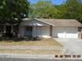 8415 Glen Ct, San Antonio, TX 78239