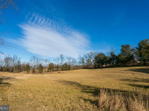 Longs Pump Rd, Harrisonburg, VA 22802