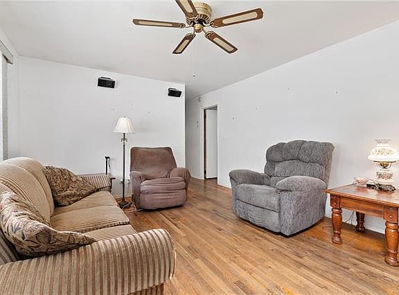 5th image of 8339 Ella Ave