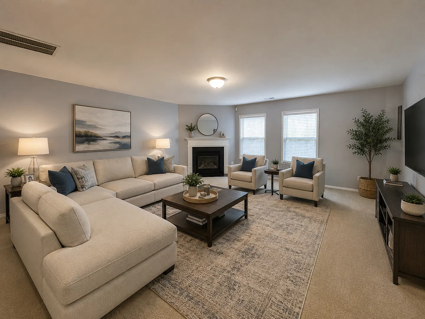 Must view this Stunning 5 bedroom 2.5 ba home Located in a very desirable North Lake area — Photo 3