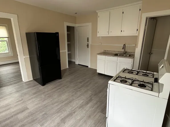 33 Dewey St APT 3N, New Britain, CT 06051