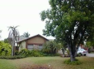 15556 SW 47th Ter, Miami, FL 33185