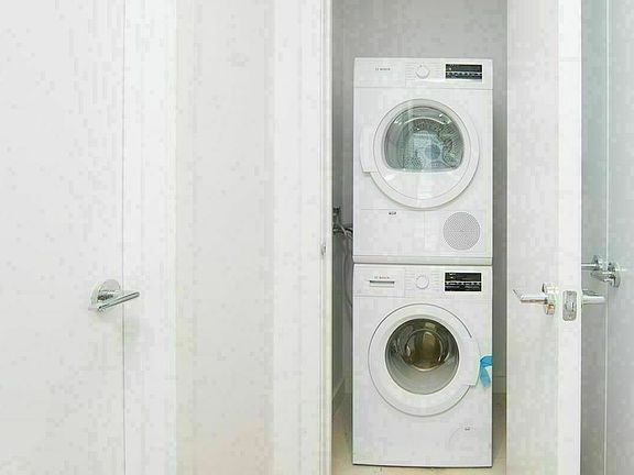 4th image of 434 Albee Sq #9A