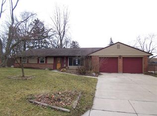4171 Green Springs Dr, Dayton, OH 45440