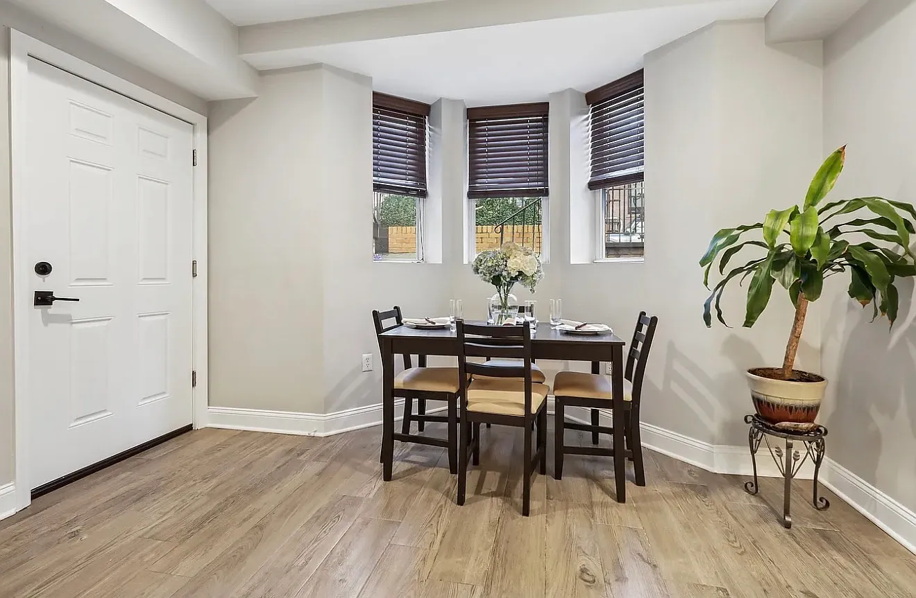2 bed, 1077 sqft, $4,750 — Photo 3
