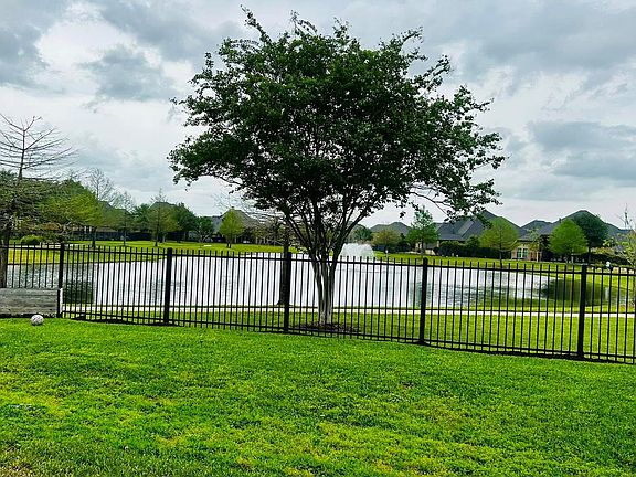 3rd image of 27838 Colonial Point Dr