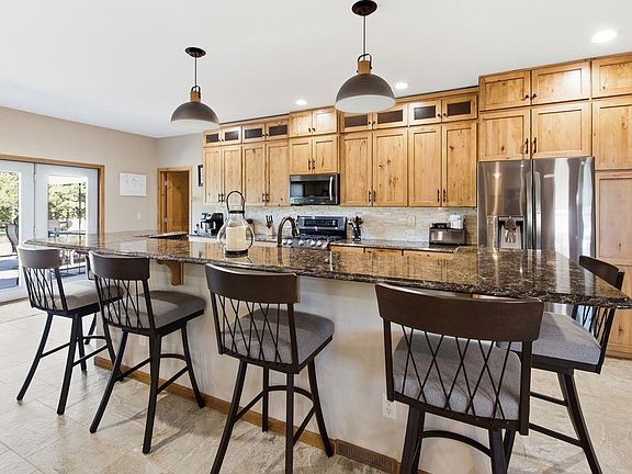 5th image of 6 Victoria Ln
