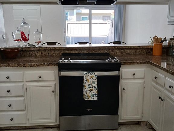 3rd image of 851 Amigos Way #851