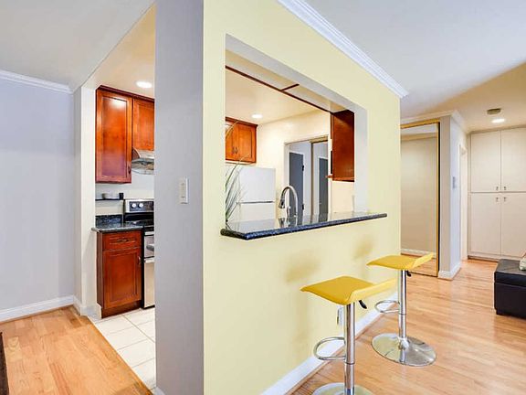 5th image of 3222 Glendora Dr APT 106