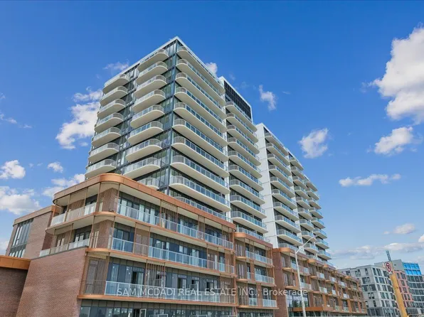 220 Missinnihe Way #912, Mississauga, ON L5H 0A9