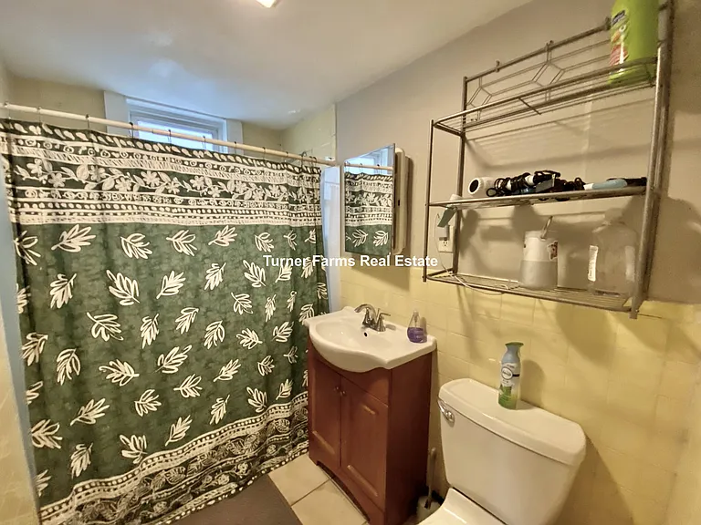 8 Eldora St #2A — Photo 11