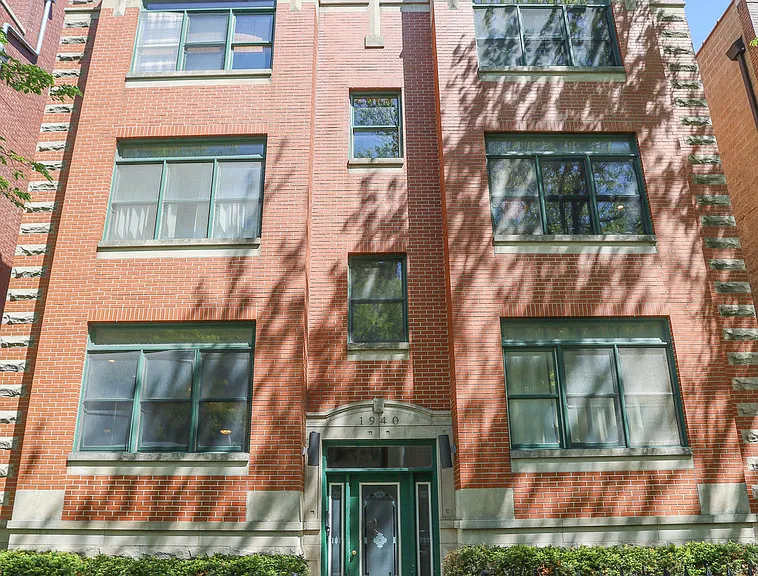 1940 W Diversey Pkwy #1W — Photo 1