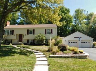 6 Denfeld Dr, Westborough, MA 01581