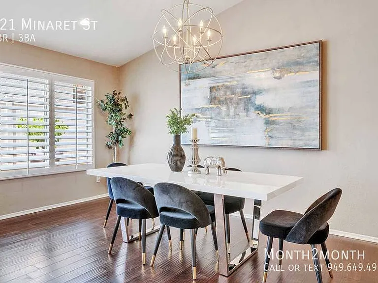 421 Minaret St — Photo 10