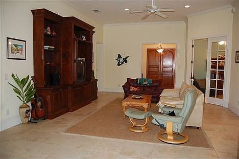 2nd image of 250 Ibis Dr