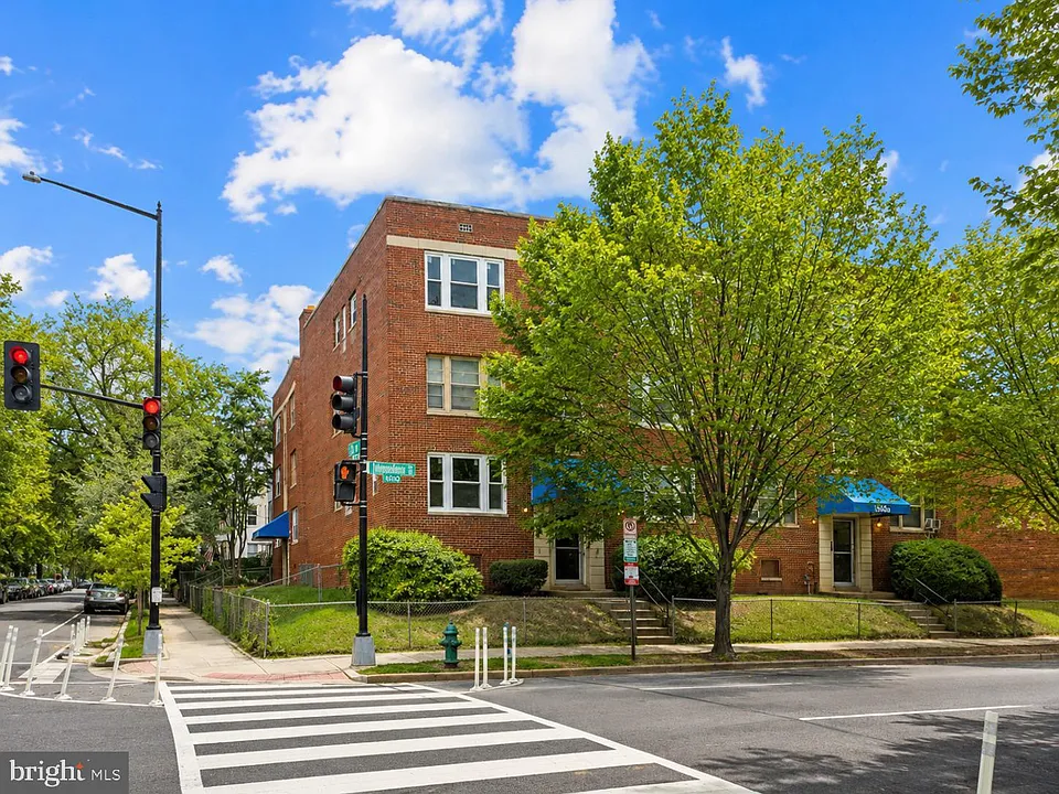 1600 Independence Ave SE #202