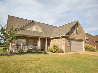 375 Vista Dr, Medina, TN 38355