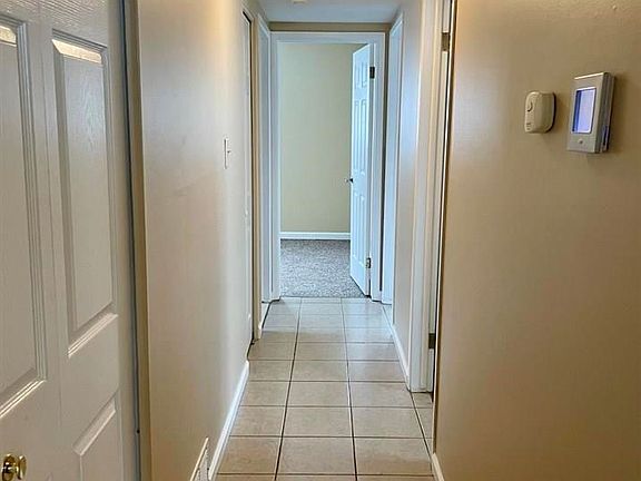 5th image of 20852 Woodward St