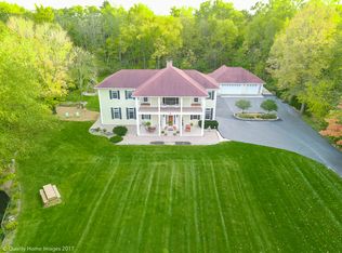 75 E Oak Hill Rd, Chesterton, IN 46304