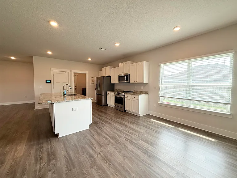 6255 Forest Bay Ave — Photo 13