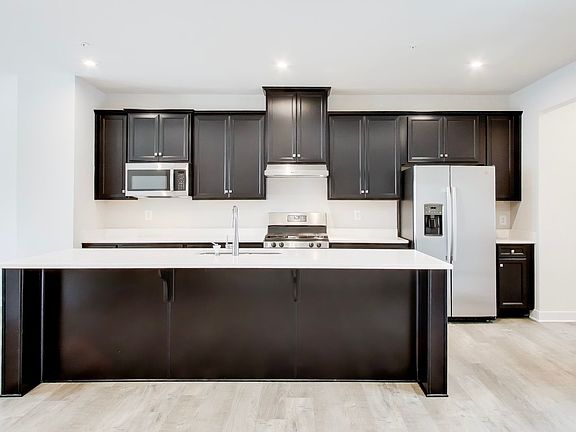 2nd image of 11330 Meridian Hill Way
