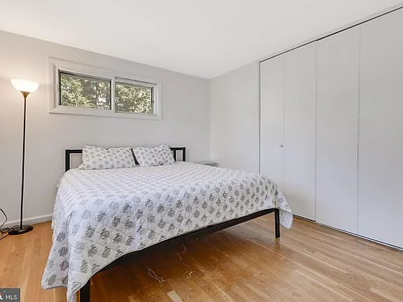 3rd image of 7565 Kingman Dr #1