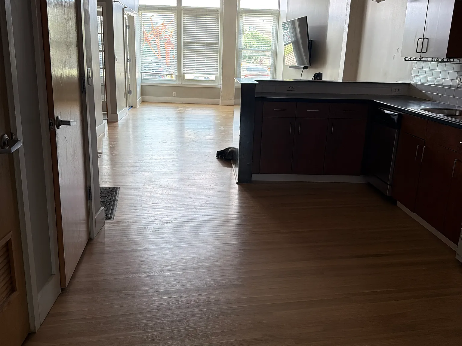 2 bed, 1200 sqft, $1,850 — Photo 3
