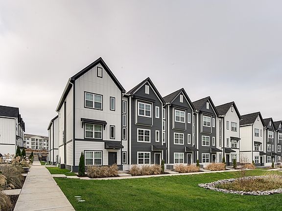 4th image of 706 N Dupont Ave Lot 23
