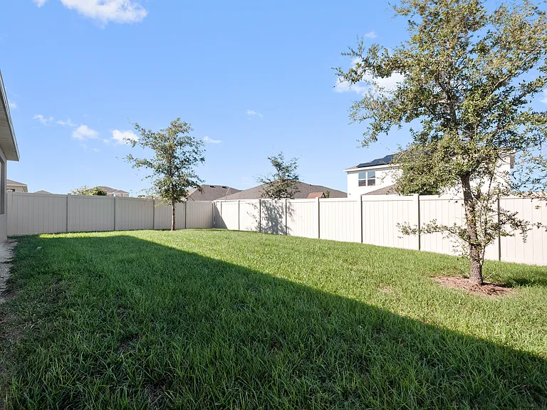 708 Tortugas St — Photo 10