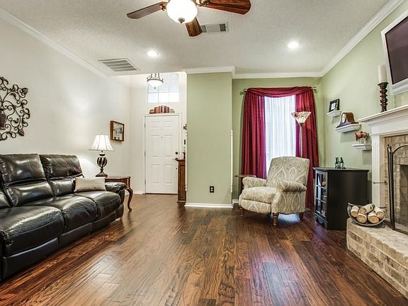 5th image of 2317 Sunflower Ln