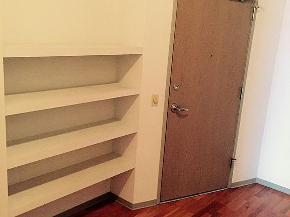 4th image of 1308 Washington Ave APT 7A