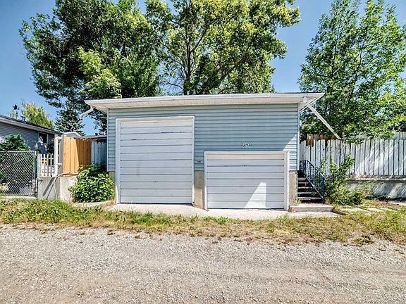 5th image of 350 E Silver Ridge Cres NW