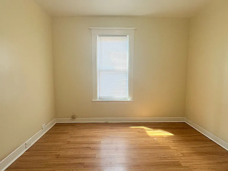 534 Whalley Ave #1RR — Photo 2