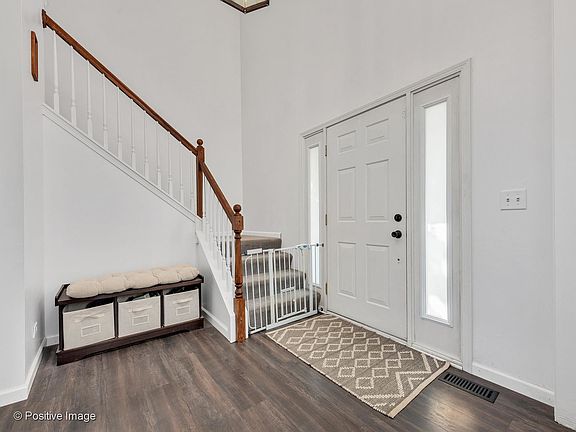 4th image of 11732 Glenn Cir