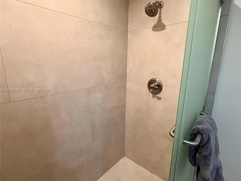 3064 S Oakland Forest Dr #1001 — Photo 15