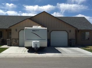 121-123 SW Quaker Dr, Mountain Home, ID 83647
