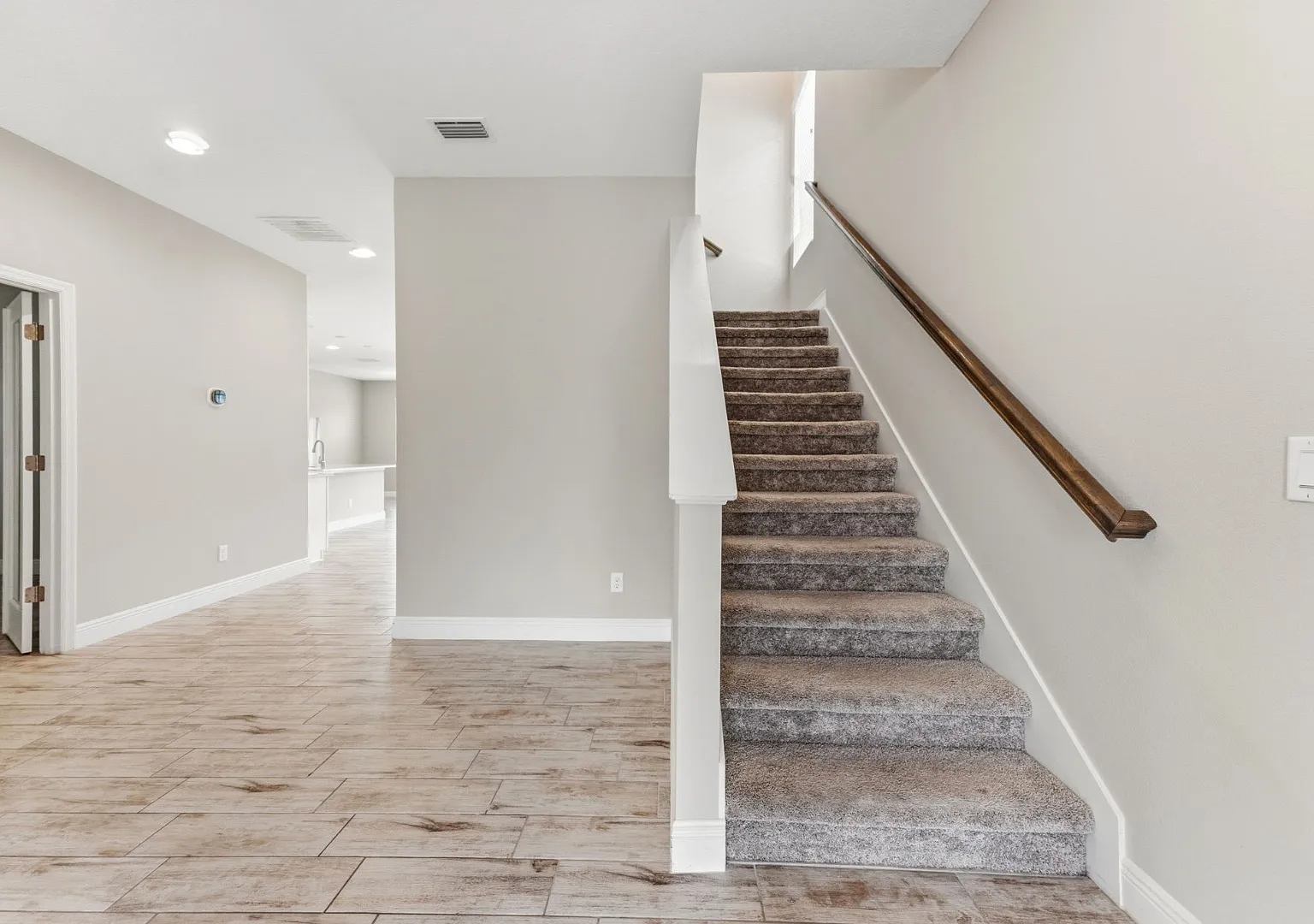 Absolutely Stunning 4 Br + Loft + Office/2.5 Bath/2 Car Garage Home In Starkey Ranch! — Photo 4