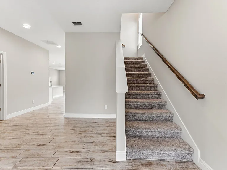 3940 Maurice Ave — Photo 4
