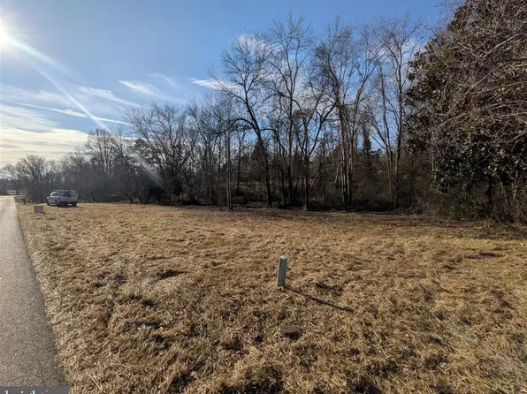 Ford Ave, Stanardsville, VA 22973