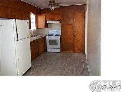 4th image of 3301 Lake Travis Ave