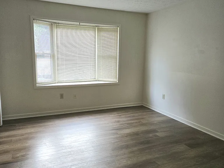 635 Huntington Rd #303 — Photo 11