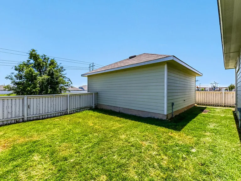 1310 Goforth Rd — Photo 21