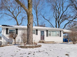 1265 Acredale Dr, Florissant, MO 63033