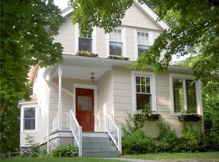 12 Ridgewood Ter, Chappaqua, NY 10514