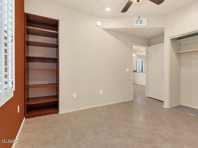 2550 E River Rd #4103 — Photo 9