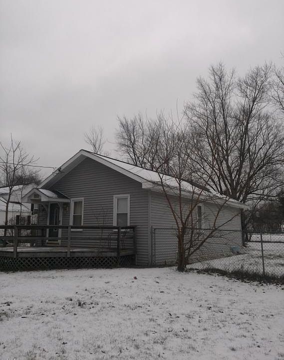 2nd image of 135 Avon Dr