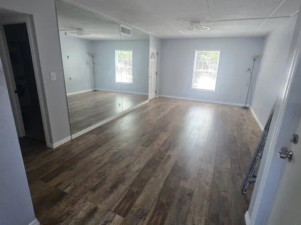 1335 85th Ter N APT A, Saint Petersburg, FL 33702