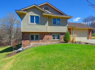 14248 Carmody Dr, Eden Prairie, MN 55347