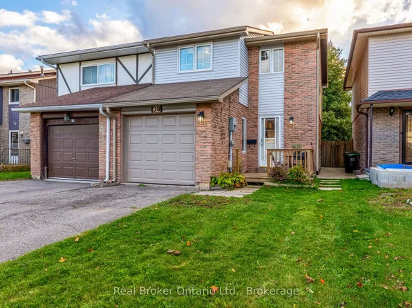 38 Christie Cres, Barrie, ON L4N 4W8