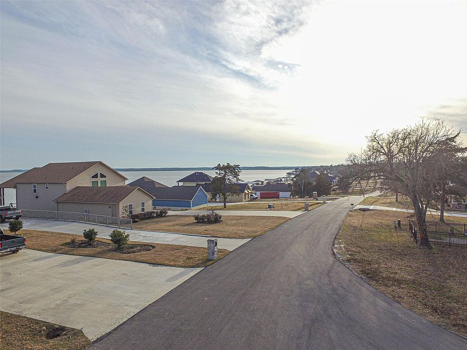 1st image of 131 Legacy Blvd #31